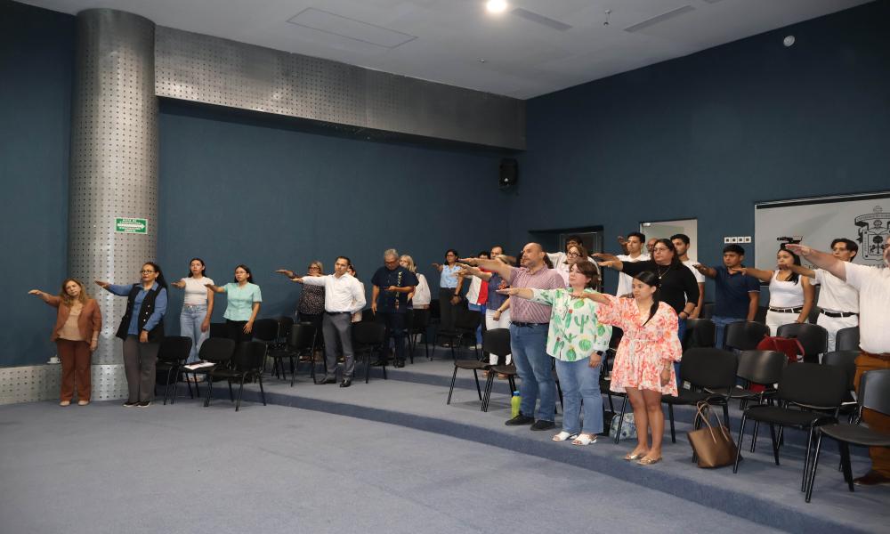 Toman protesta nuevos consejeros del Centro Universitario de la Costa