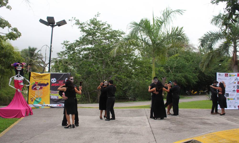 La muerte acechando estaba, pero CUCosta ya la esperaba