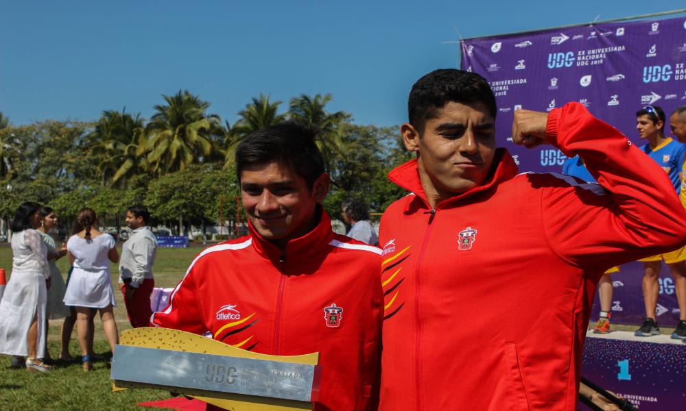 UdeG cosecha triunfos en triatlón