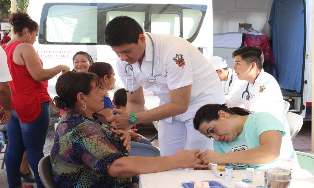 Lleva CUCosta Brigadas Universitarias al municipio de Tomatlán