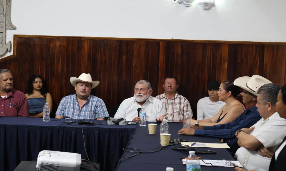 Universitarios tienen la oportunidad de presentar propuestas ante Comisiones Edilicias