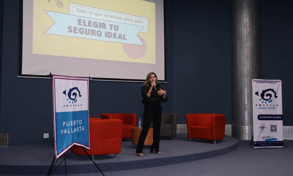 Gran interés generó la mesa redonda: “Seguros Esenciales para Jóvenes: ¿Cuáles, ¿Cuándo? y ¿Cómo Elegirlos?