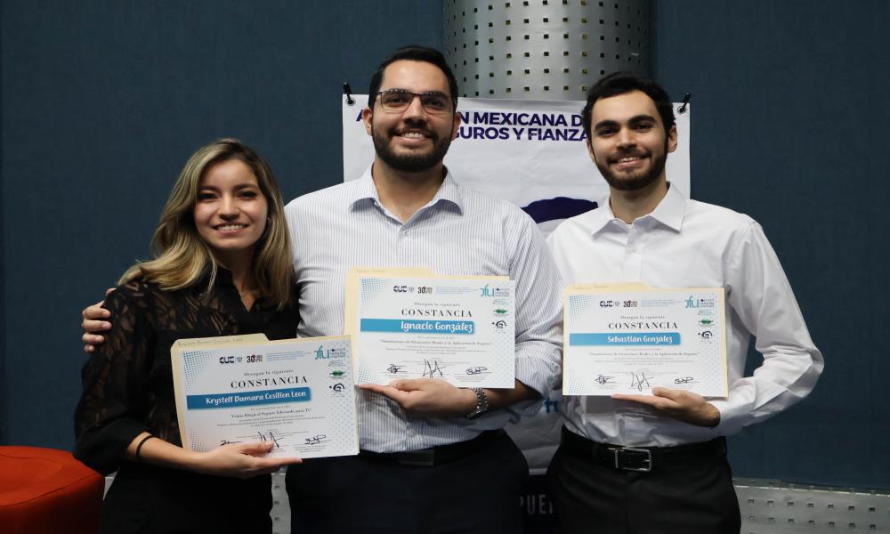 Gran interés generó la mesa redonda: “Seguros Esenciales para Jóvenes: ¿Cuáles, ¿Cuándo? y ¿Cómo Elegirlos?