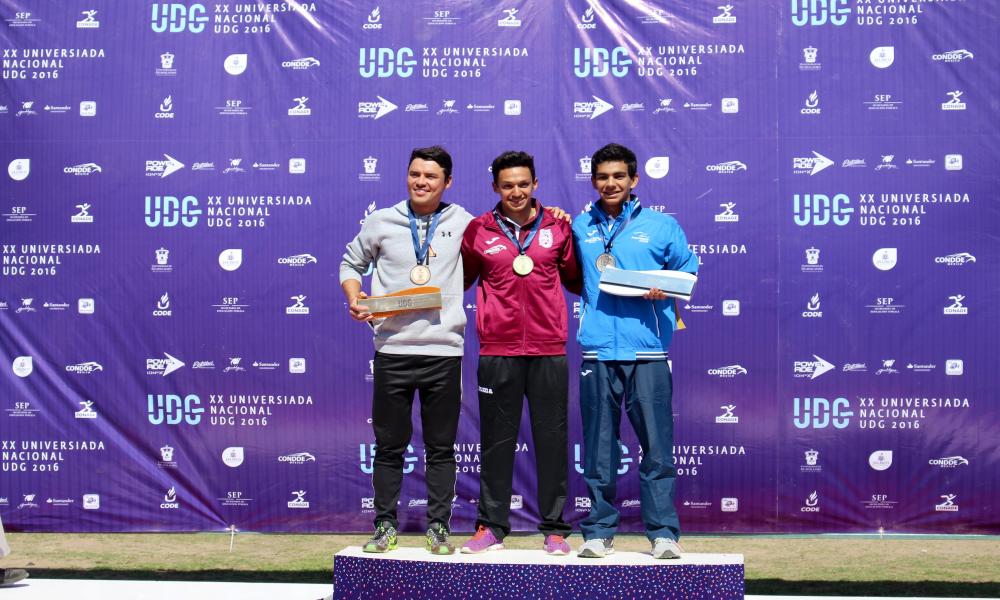UdeG cosecha triunfos en triatlón
