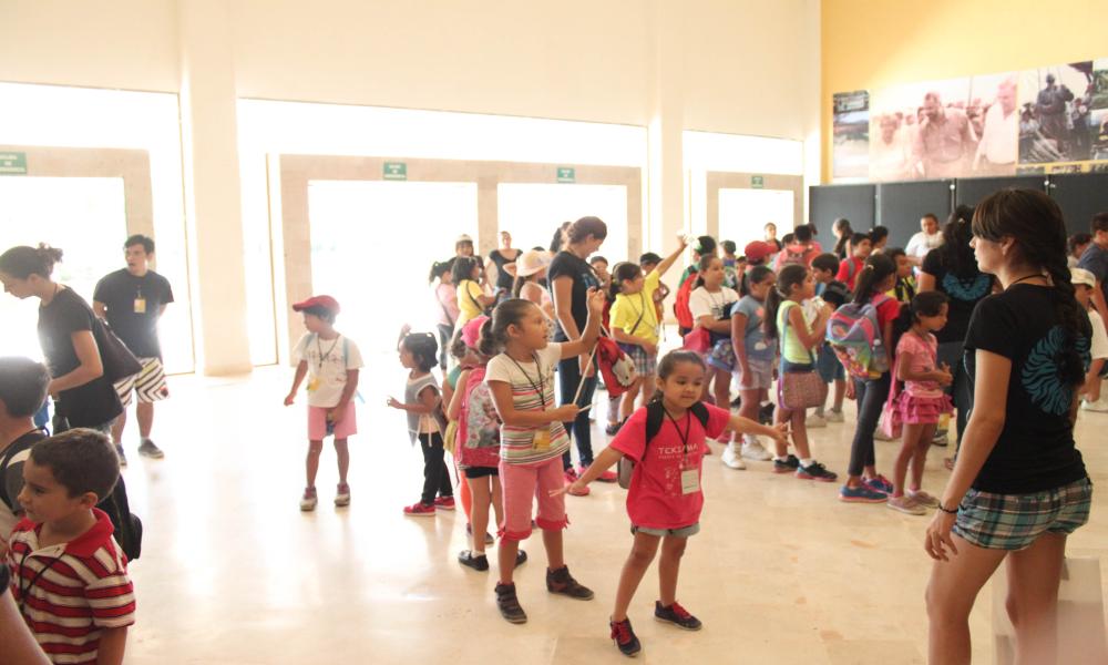 Comprometido CUCosta con formación de consumidores culturales