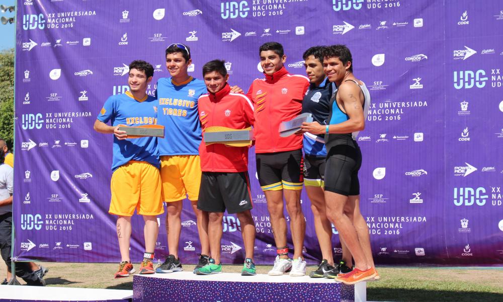 UdeG cosecha triunfos en triatlón