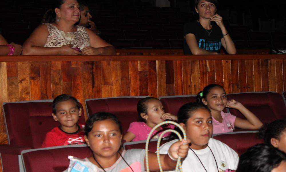 Comprometido CUCosta con formación de consumidores culturales