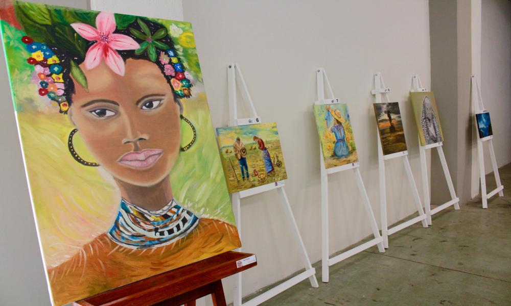 Rector del CUCosta reitera compromiso institucional con adultos mayores