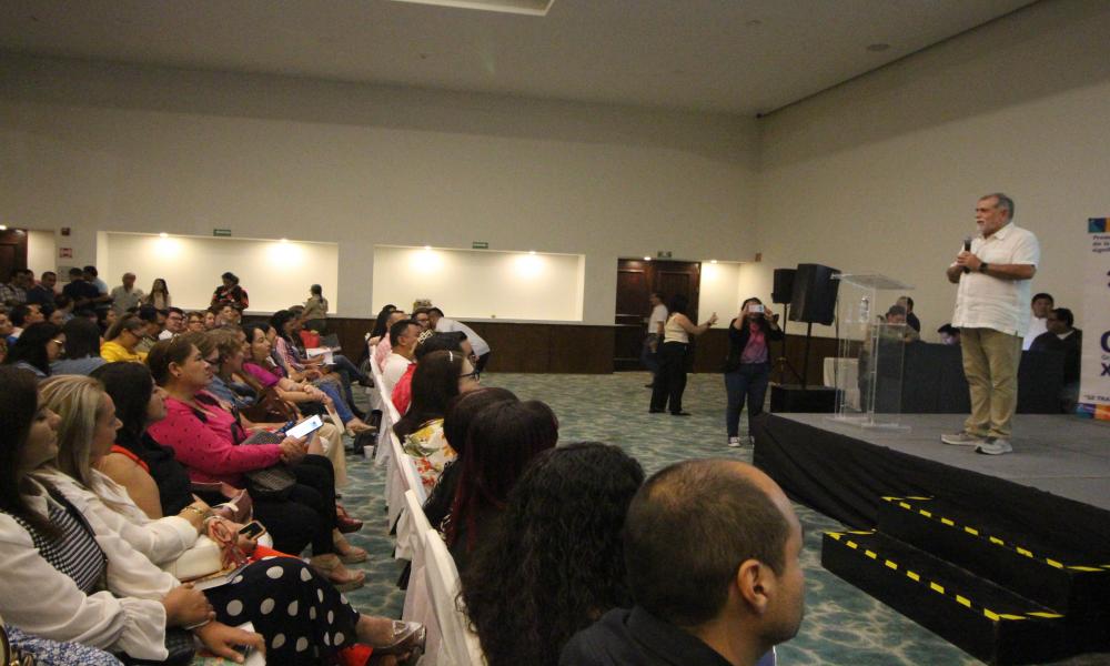 El Dr. Jorge Téllez López impartió la conferencia “Inclusión” en el 1er. Encuentro de Formación Educativa