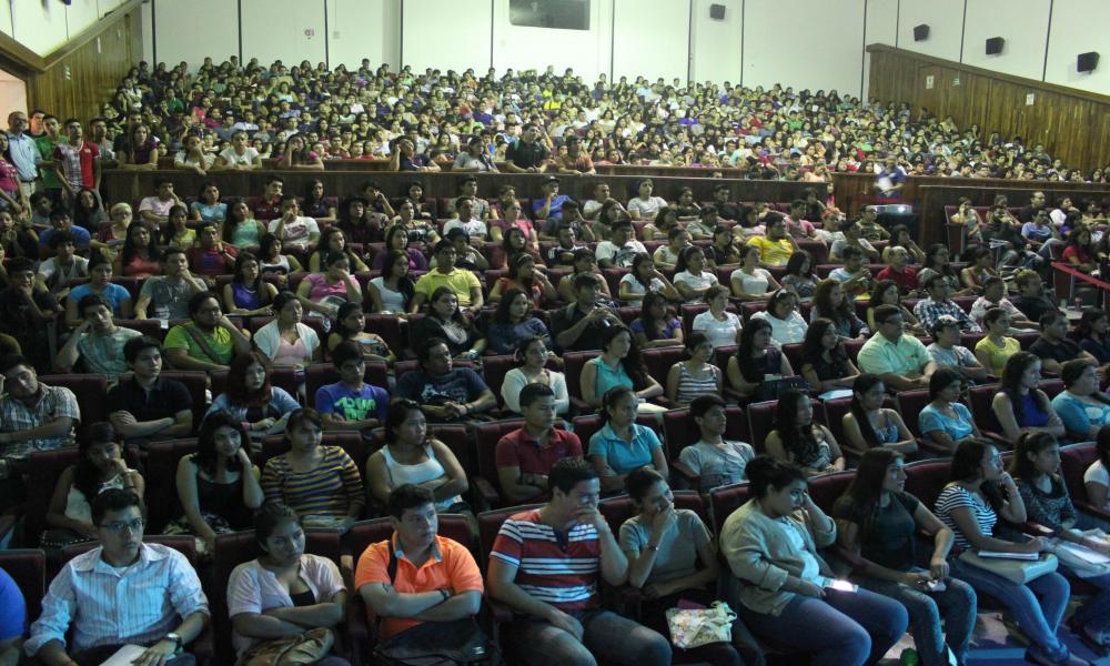 Comienzan su vida Universitaria más de mil alumnos de nuevo ingreso
