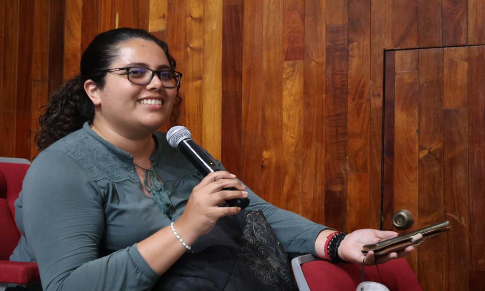 El Dr. Carlos Felipe Camba Pérez presentó la conferencia: “El arte de las finanzas”.