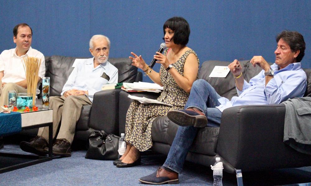 La poesía, locura de unos cuantos Raúl Renán