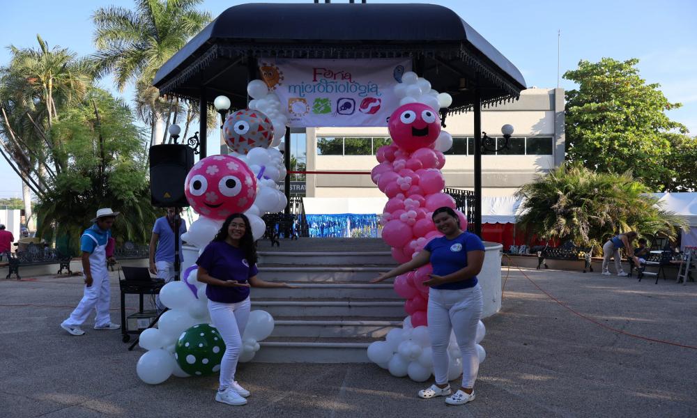 Estudiantes de las áreas de la salud compartieron sus conocimientos a la comunidad universitaria
