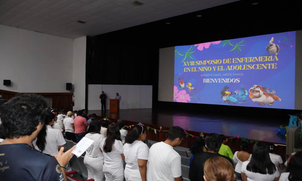 Estudiantes de las áreas de la salud compartieron sus conocimientos a la comunidad universitaria