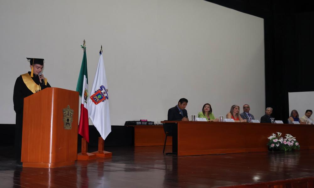 Doble Graduación; orgullosos se gradúan Ingenieros en Telemática y Videojuegos