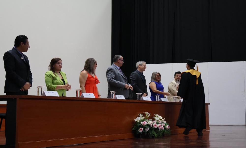 Doble Graduación; orgullosos se gradúan Ingenieros en Telemática y Videojuegos