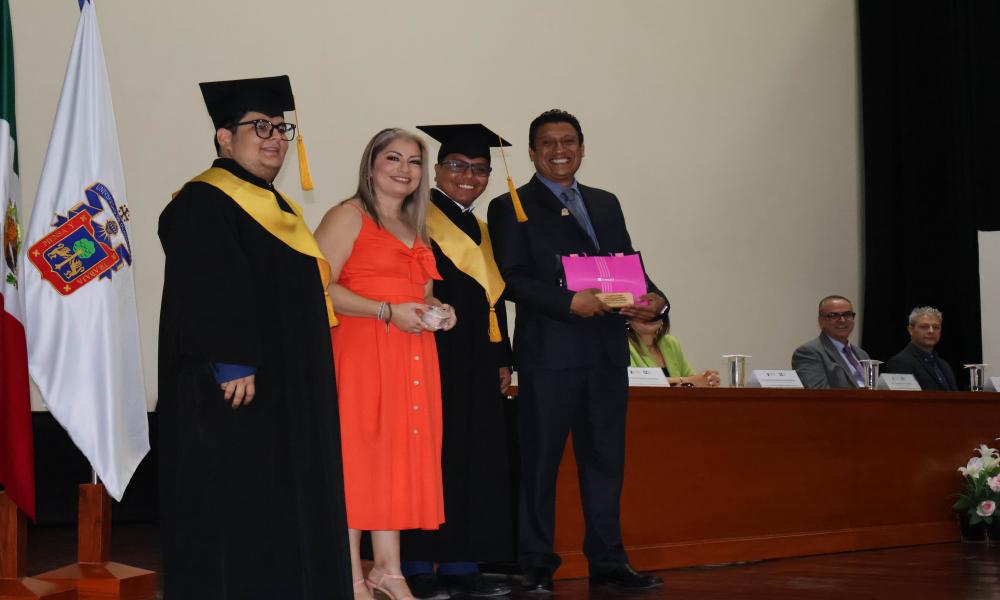 Doble Graduación; orgullosos se gradúan Ingenieros en Telemática y Videojuegos