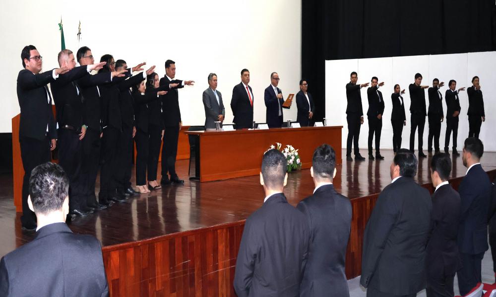 Egresan 36 estudiantes de la XXXIX Generación de la Licenciatura en Ingeniería Civil