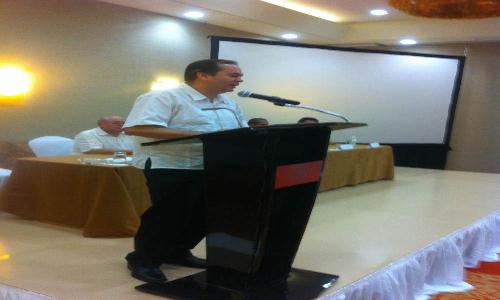 Certifica CUCosta a personal de Grupo Velas