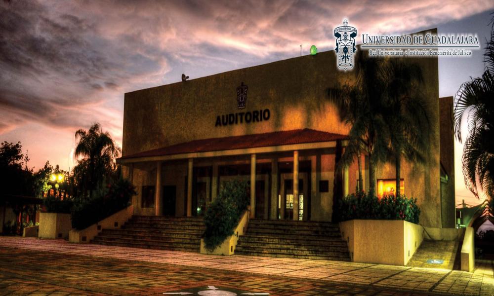 “Desde los grandes teatros del mundo” al CUCosta