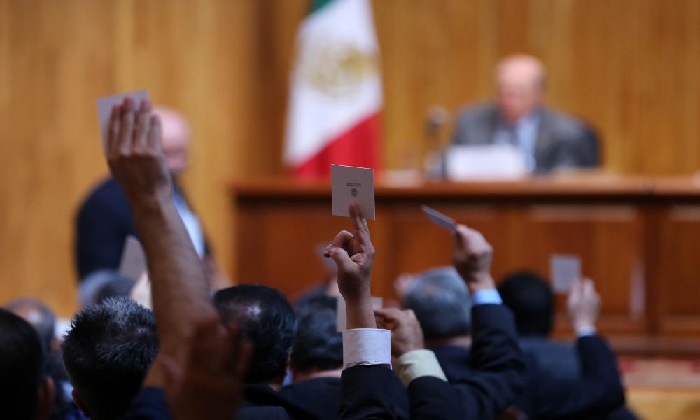 Aprueba CGU dos nuevas licenciaturas y entrega de tres doctorados “Honoris Causa”