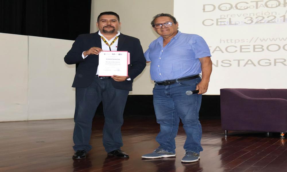 Imparten Conferencia: “Estrategia para la Salud Mental de Todos”