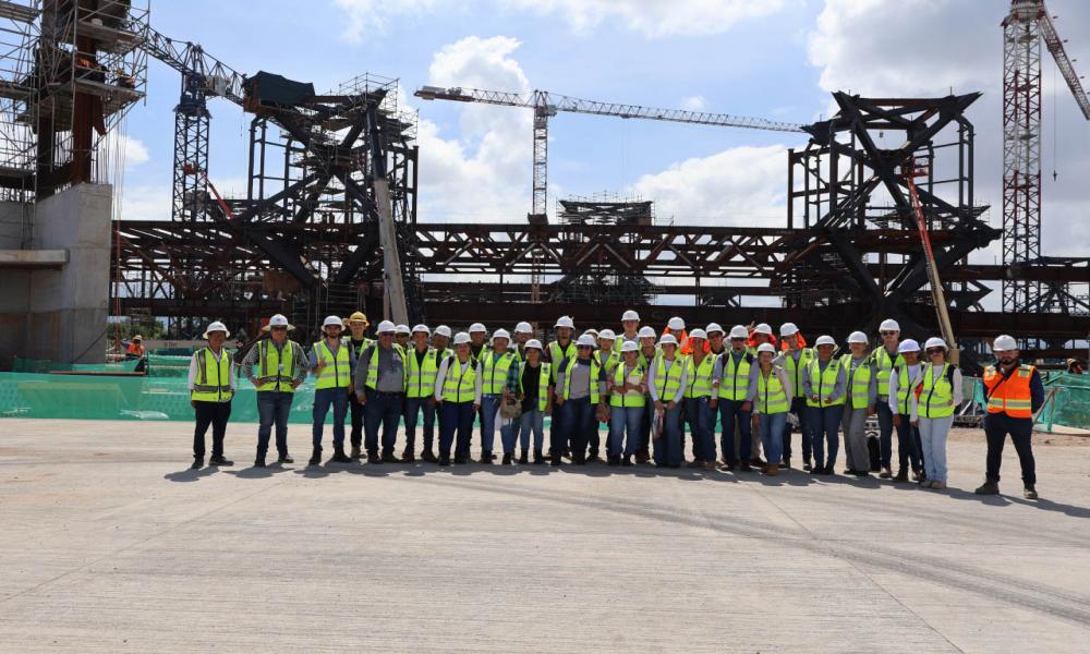 Estudiantes de Arquitectura realizan proyecto en base a la obra de la terminal 2 del Aeropuerto Internacional de Puerto Vallarta