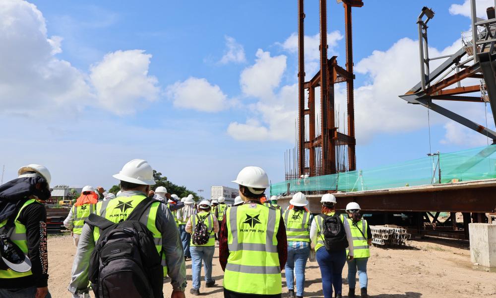 Estudiantes de Arquitectura realizan proyecto en base a la obra de la terminal 2 del Aeropuerto Internacional de Puerto Vallarta