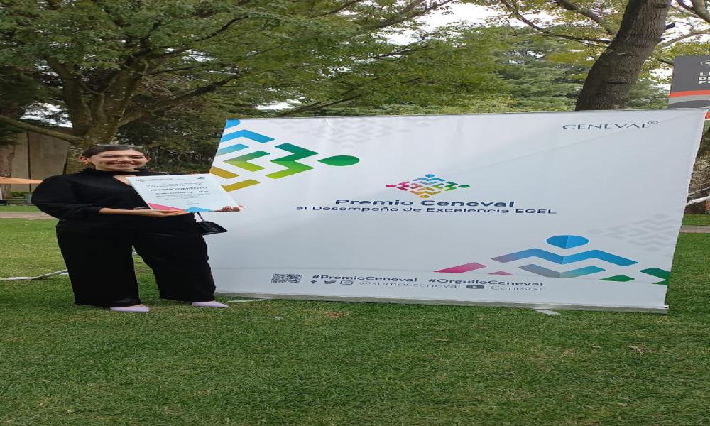 Obtienen Premio de Ceneval al Desempeño de Excelencia EGEL Plus 10 sustentantes de CUCosta