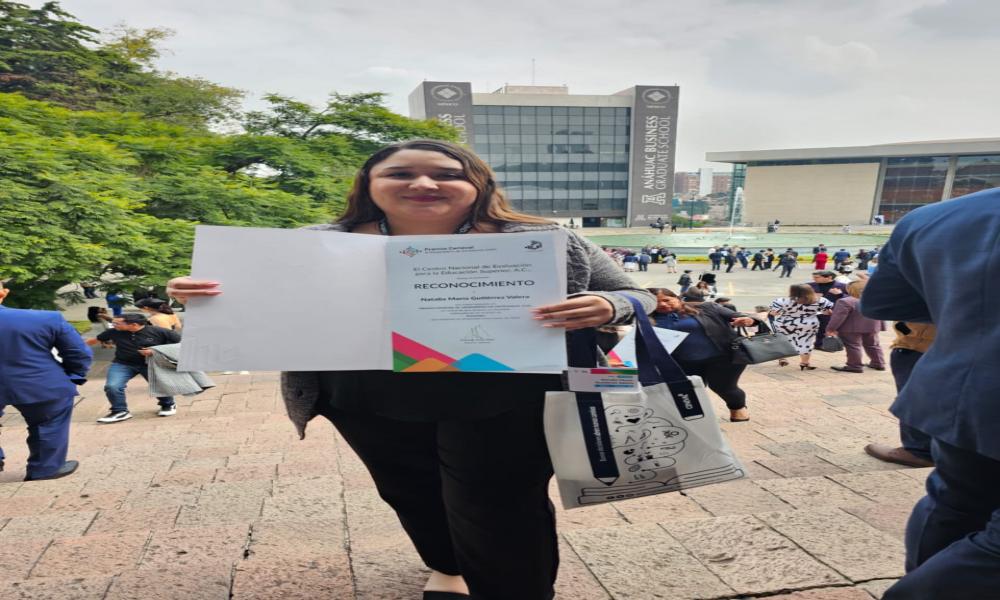 Obtienen Premio de Ceneval al Desempeño de Excelencia EGEL Plus 10 sustentantes de CUCosta