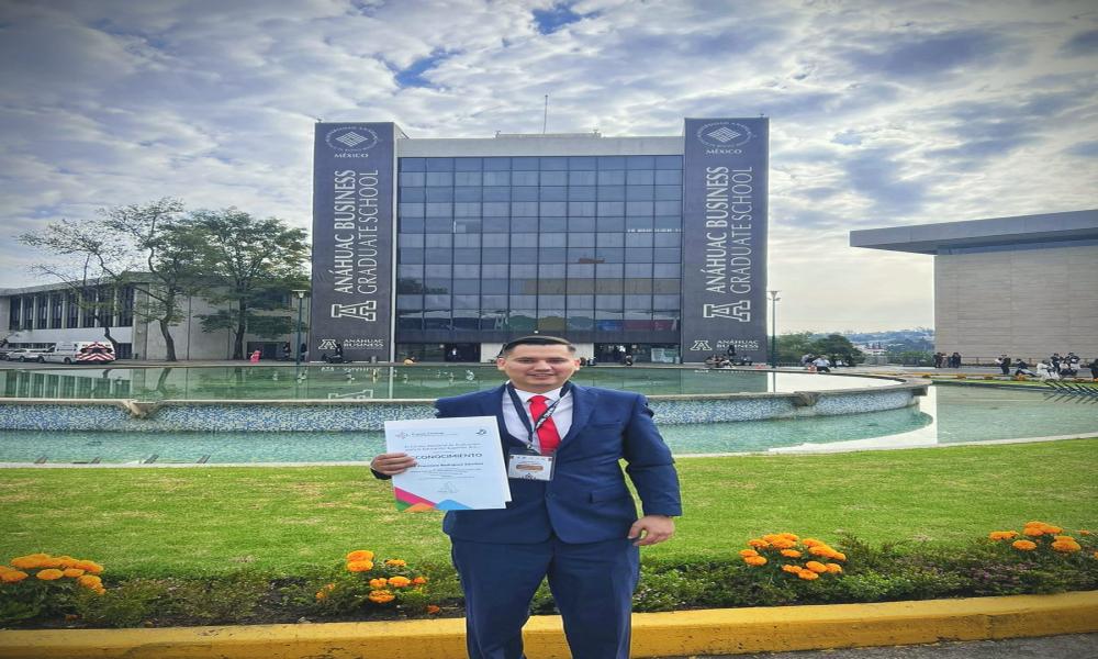 Obtienen Premio de Ceneval al Desempeño de Excelencia EGEL Plus 10 sustentantes de CUCosta