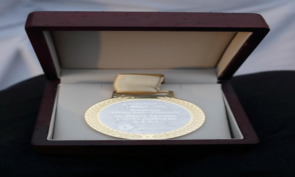 Por aportación cultural y ámbito educativo, miembros del CUCosta, reciben el Premio Puerto Vallarta 2019