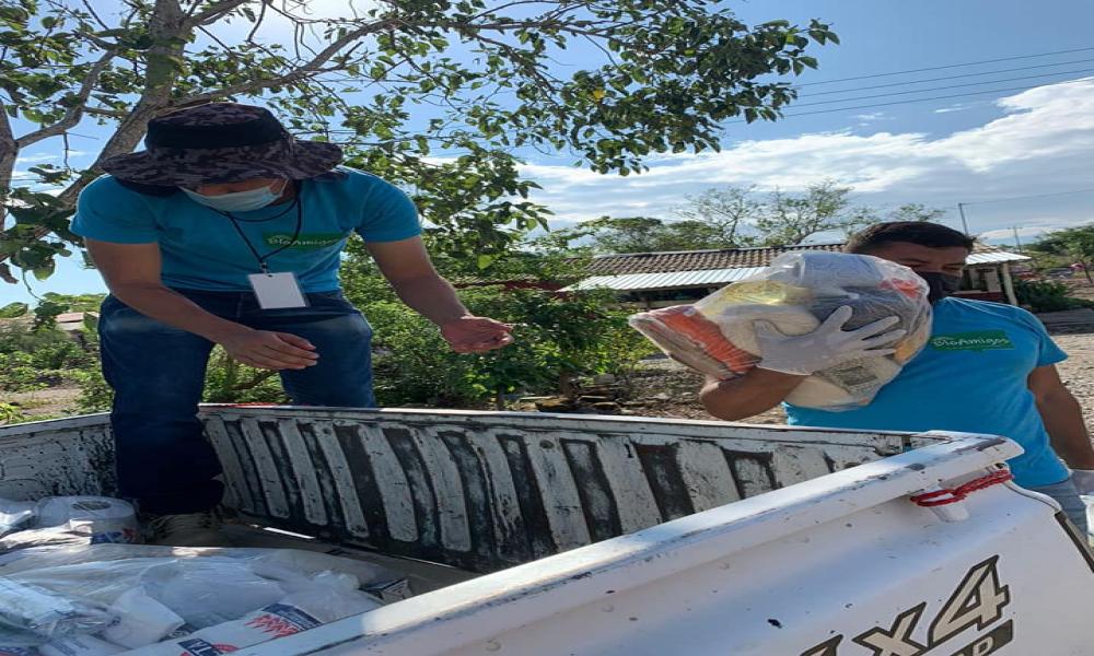 Entregan 236 despensas a afectados por huracán “Nora” en Tomatlán y Cabo Corrientes