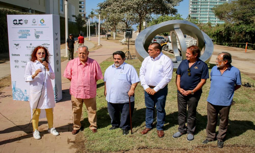 Esculturas del FIE18 Transformando el Espacio Urbano de Puerto Vallarta