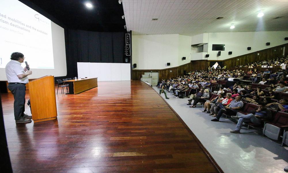 El Centro Universitario de la Costa, “Excelente Universidad Para Estudiar Turismo” Doctor Salvador Antón Clave.