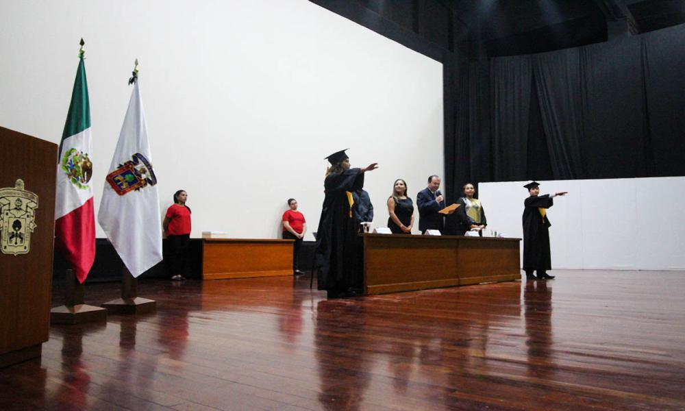 Egresó la XVII Generación de Licenciados en Biología de CUCosta