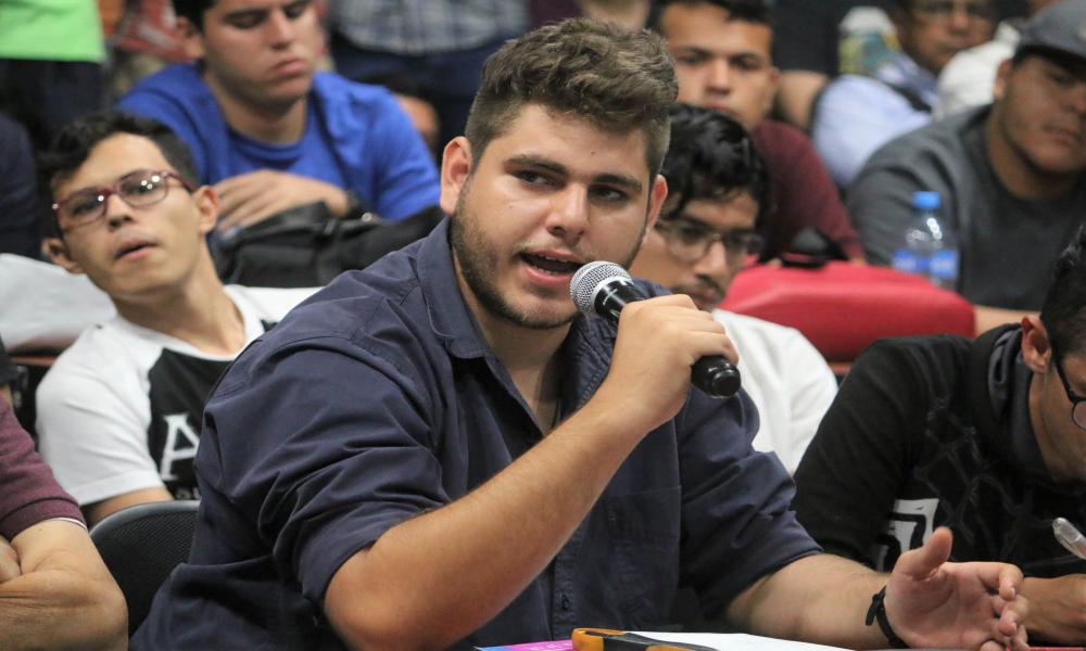 En el CUCosta Imparten Conferencia ¿Cómo Respondemos los Hombres ante de los Derechos de las Mujeres
