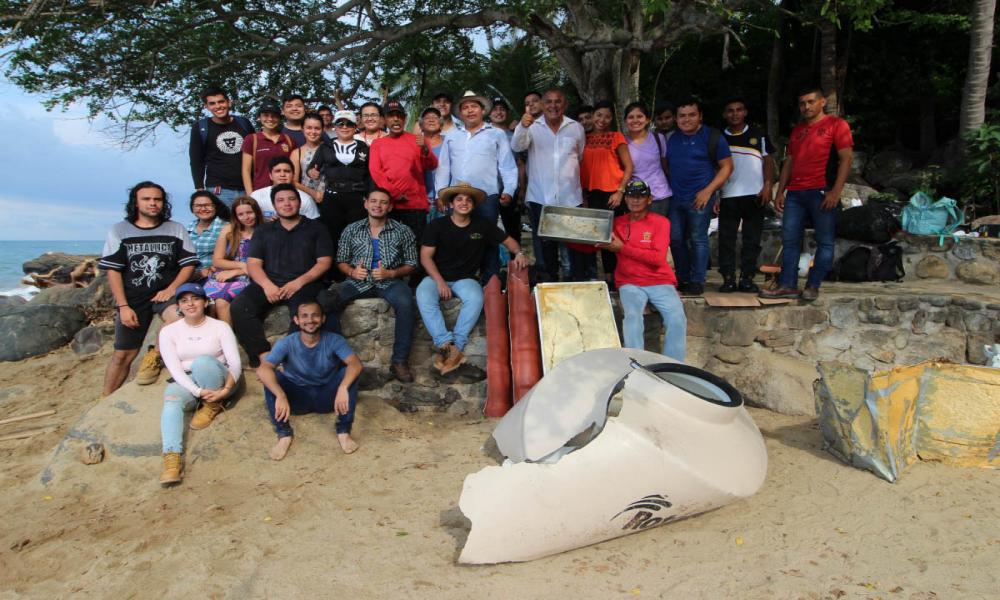 “Brigadas Universitarias “del CUCosta, llevó ayuda a familias del poblado de Pizota