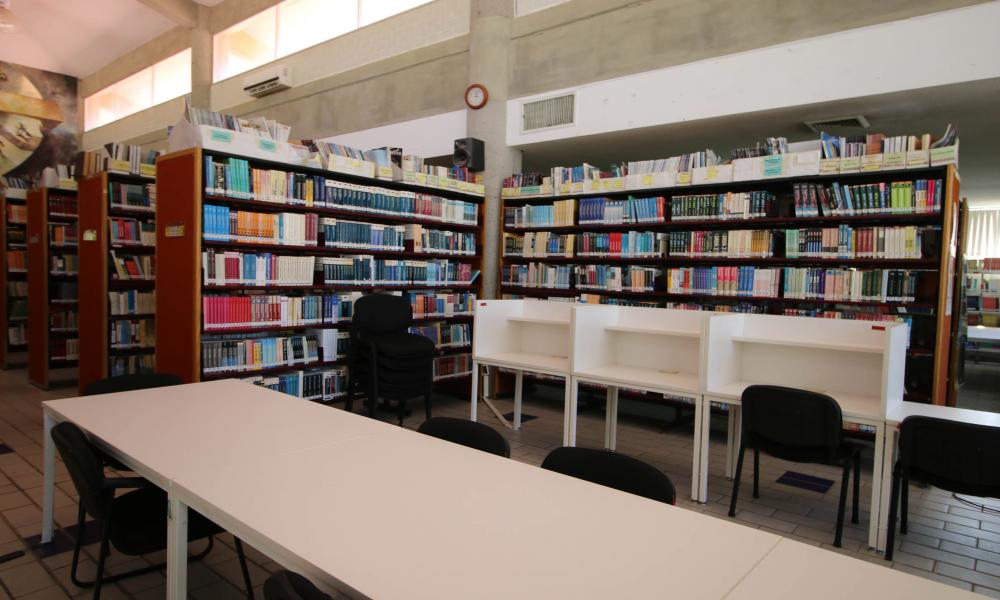 Existen 78 mil volúmenes para atender la demanda de la comunidad