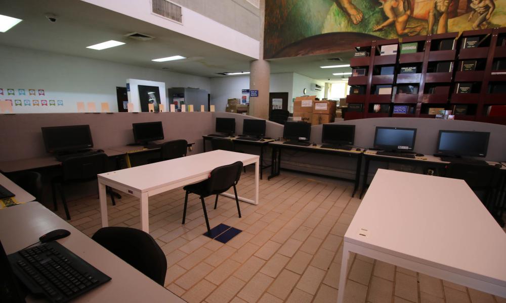 Existen 78 mil volúmenes para atender la demanda de la comunidad