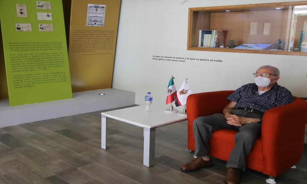 Surge la Cátedra Universitaria Juan Luis Cifuentes, como homenaje a su trayectoria en la docencia en México
