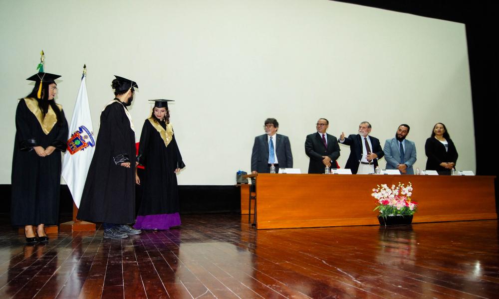 Egresa la décimo sexta generación de la Licenciatura en Biología del CUCosta, los graduandos jugarán un papel importante en la restauración de los ecosistemas.