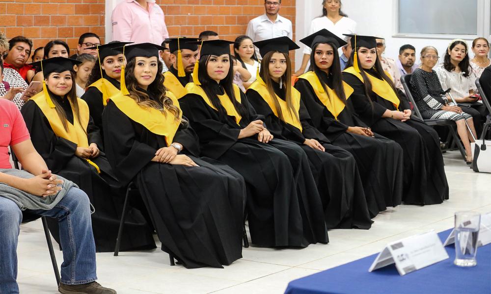 En el CUCosta, Sede de Tomatlán, Egresó Generación de Turismo y Administración