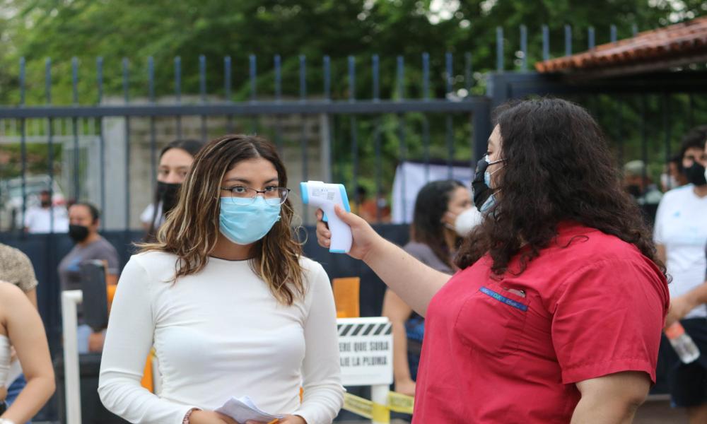 Realizan examen de admisión 1,590 aspirantes de 7 carreras en CUCosta