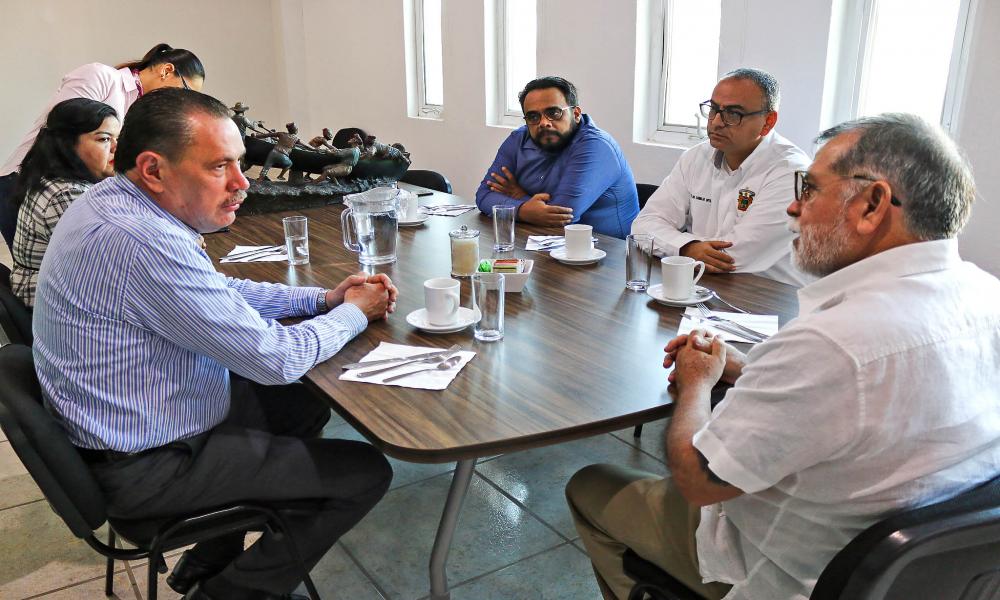 Jorge Téllez, Rector del CUCosta firma un “Cuarto Acuerdo” en Beneficio de la Sociedad de Bahía de Banderas, Nayarit.