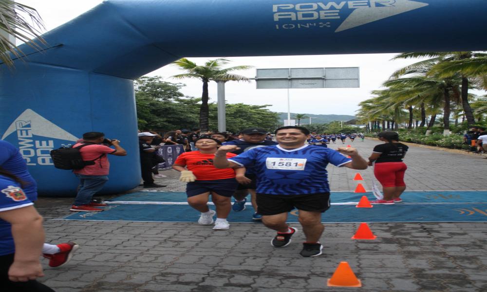 Más de 3 mil Participantes en la Tercera Carrera Leones Negros del CUCosta