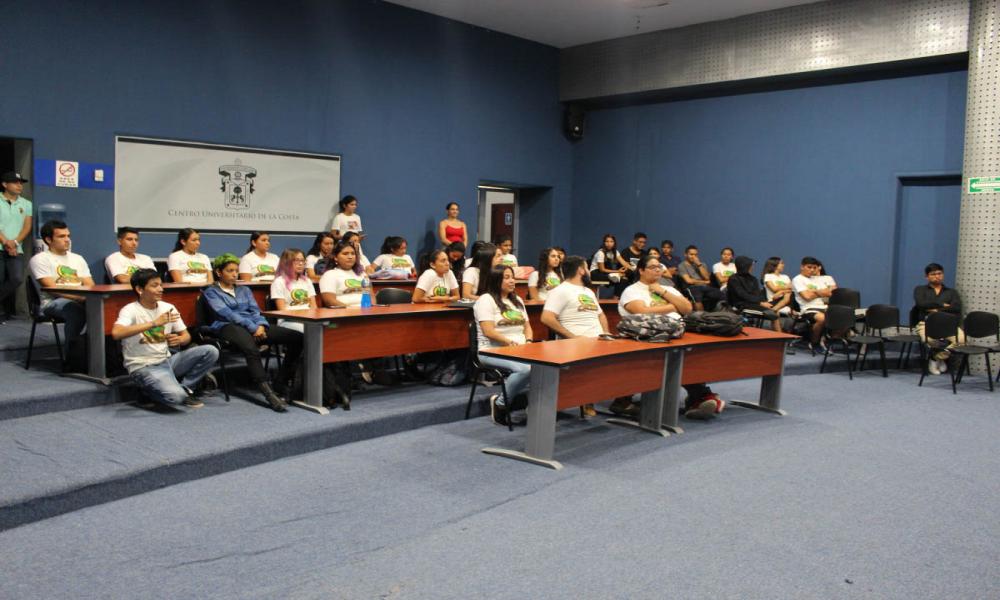 Autoridades Universitarias del CUCosta, Galardonaron a Deportistas Medallistas y Preseleccionados Nacionales