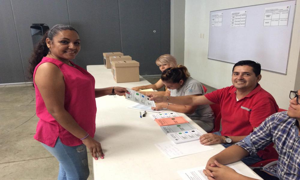 Con 85 por ciento de votación a favor, Jesús Becerra ganó la primera elección del SUTUdeG