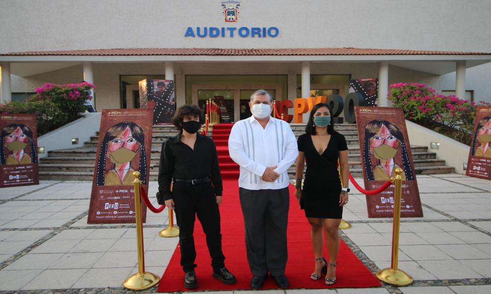 Brilla “Iguana de Oro” para el cineasta jalisciense Samuel Kishi en #FICPV20