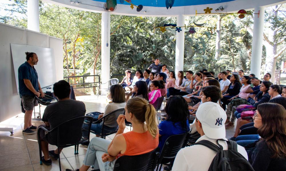 Inauguran Exposición “Symbiosis” en el Museo de arte Peter Gray